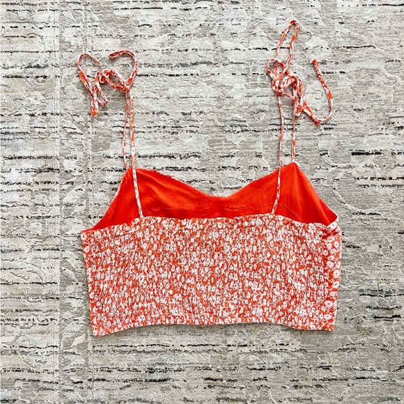 CLOSING SALE!
Lost + Wander Top - Picture 4 of 8